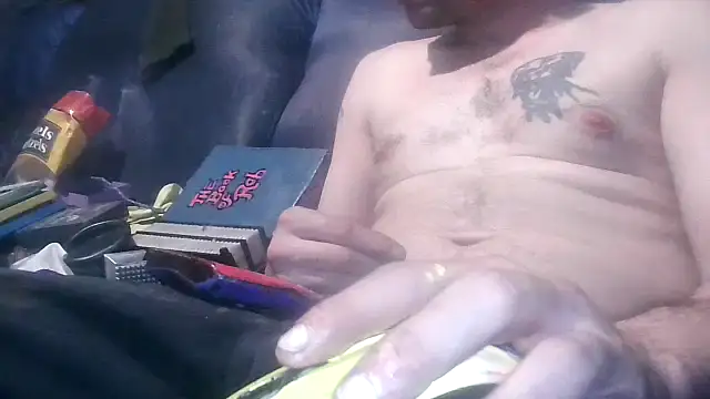 Snapshot of robeaulieu02 chatting on 26, 2, 2025 robeaulieu02 online show from 26, 2, 2025