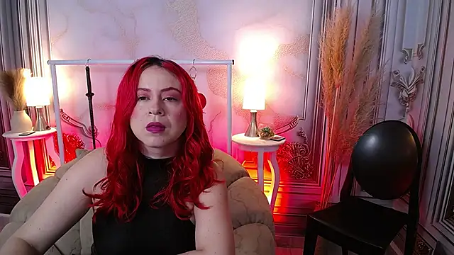 Snapshot of Naty_slavedoll chatting on 5, 10, 2025 Naty slavedoll online show from 5, 10, 2025