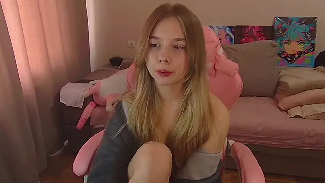 Olivka Grr online show from 18, 9, 2025