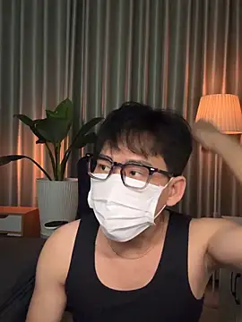 Snapshot of MinhTuanLive chatting on 21, 4, 2026 MinhTuanLive online show from 21, 4, 2026