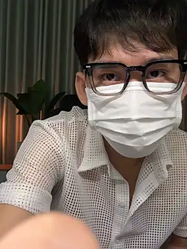 Snapshot of MinhTuanLive chatting on 24, 4, 2026 MinhTuanLive online show from 24, 4, 2026