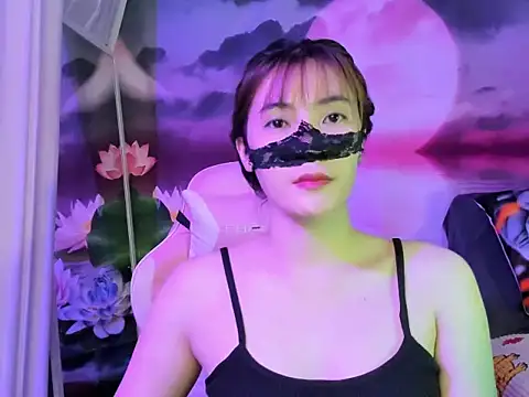 Sugar lipsz online show from 17, 1, 2025