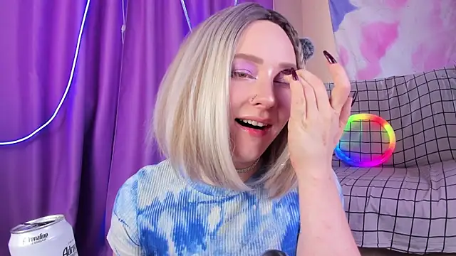 Lexy Lovy online show from 18, 9, 2025