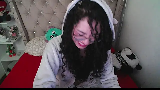 CherieCurl online show from 27, 11, 2025