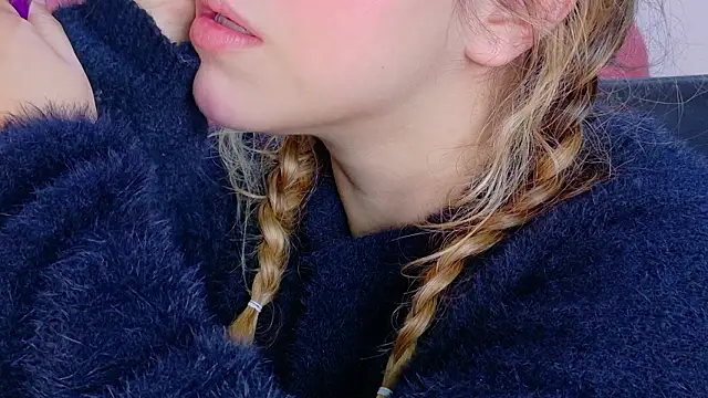 LilithSmith  online show from 3, 2, 2026