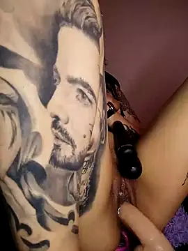 taaylor33 online show from 4, 12, 2024