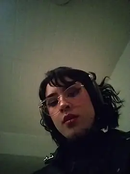 taaylor33 online show from 14, 2, 2026