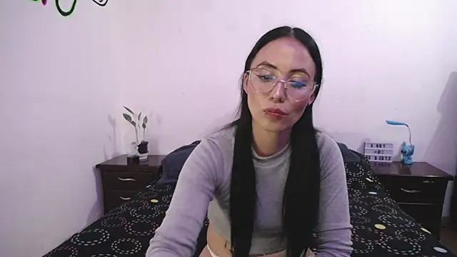 anny roberts online show from 12, 3, 2025