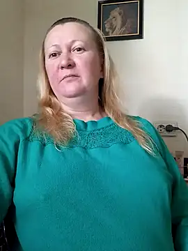 blondyaguar online show from 18, 9, 2025