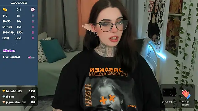 Dixi Pixi  online show from 2, 2, 2025