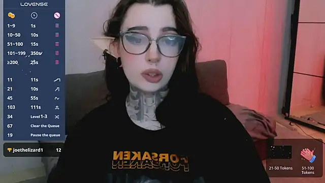 Dixi Pixi  online show from 6, 3, 2025