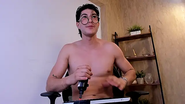 Karimferrer online show from 6, 2, 2026