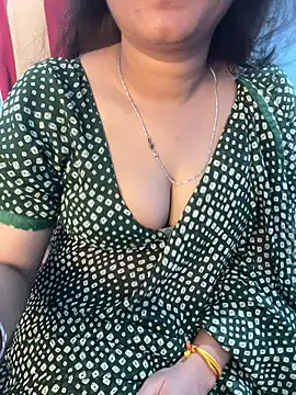 Spicy sari girl online show from 28, 7, 2026