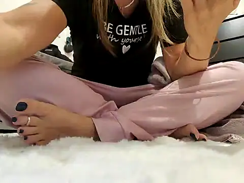 sweethotmilf888 online show from 4, 3, 2025