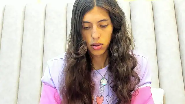 FreyaMoller online show from 28, 2, 2025