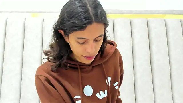 FreyaMoller online show from 4, 3, 2026