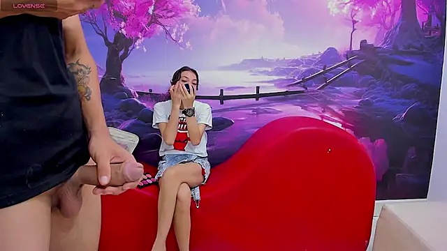 SlimLoves online show from 8, 2, 2025