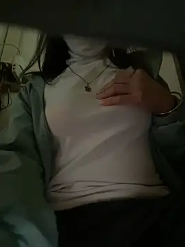 Tuongvy05 online show from 17, 1, 2025