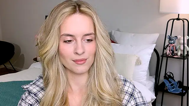 RozzitaBedberry online show from 26, 9, 2025