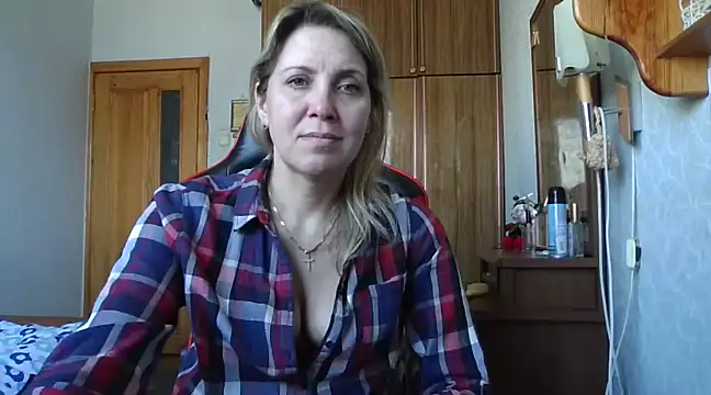 IrinaB1 online show from 19, 2, 2025