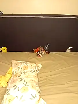 Queen-sluty2 online show from 29, 1, 2025