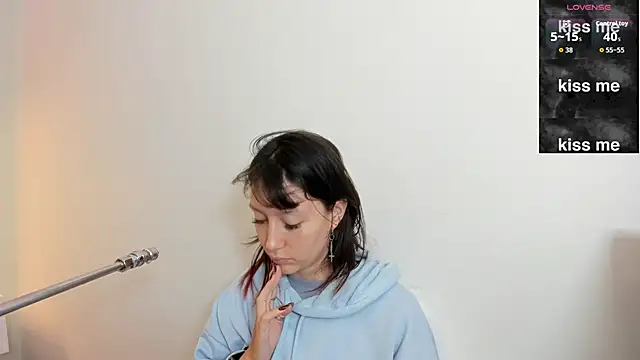 lizzy davis 1 online show from 30, 10, 2025