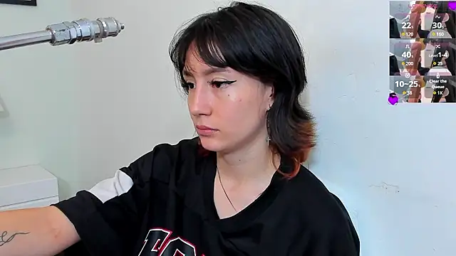 lizzy davis 1 online show from 14, 2, 2026