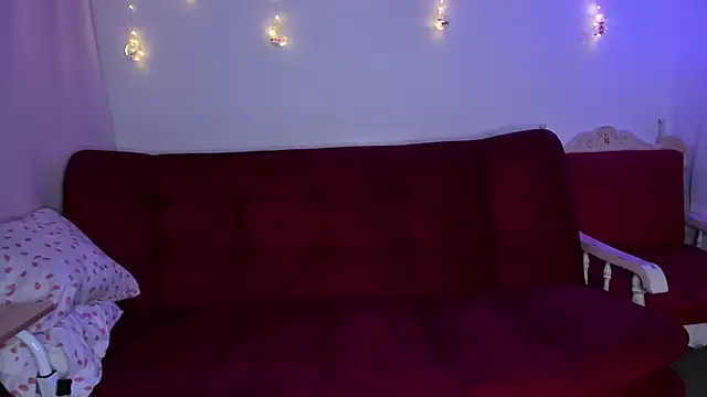 ohpetitemuse online show from 3, 12, 2025