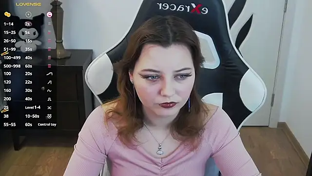 pretty little thing online show from 17, 2, 2026