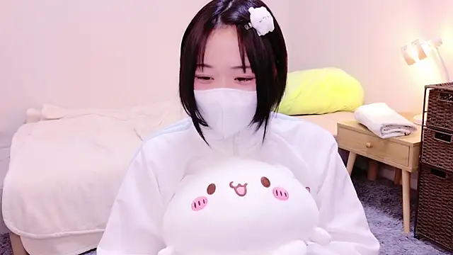 Snapshot of Mia--meow chatting on 12, 2, 2025 Mia--meow online show from 12, 2, 2025