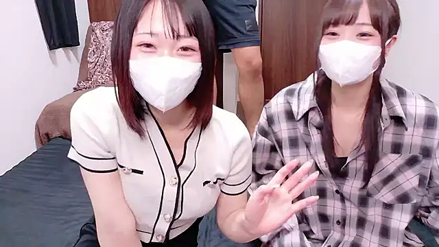 Snapshot of Mia--meow chatting on 10, 10, 2025 Mia--meow online show from 10, 10, 2025