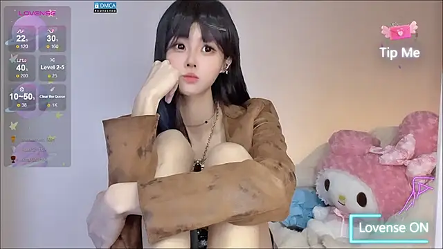 Snapshot of O0_0Q chatting on 2, 12, 2024 O0 0Q online show from 2, 12, 2024