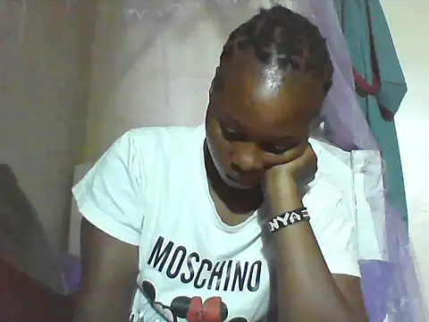 EBONYVANILLA02 online show from 15, 1, 2026