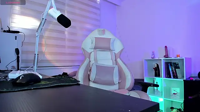 Snapshot of Gaby_Miller22 chatting on 25, 9, 2025 Gaby Miller22 online show from 25, 9, 2025