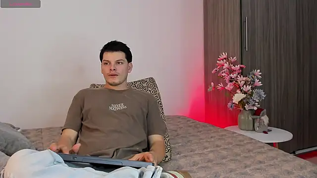  Ottis  online show from 12, 2, 2026