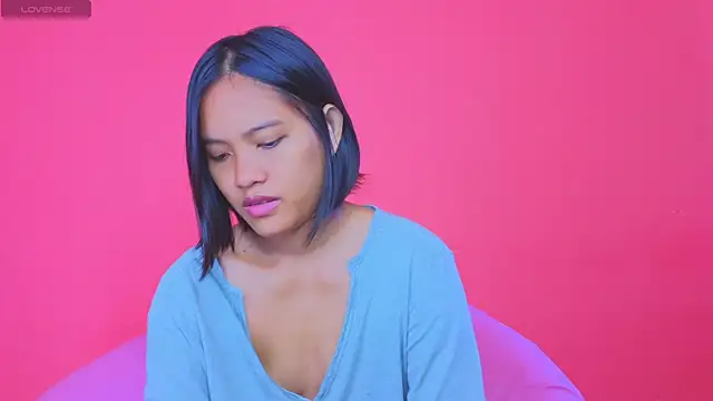 Snapshot of Natsu__ chatting on 18, 12, 2024 Natsu online show from 18, 12, 2024