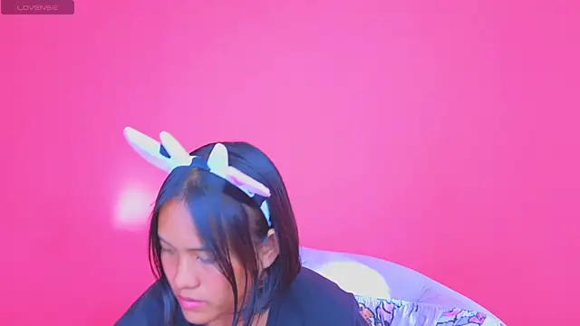 Snapshot of Natsu__ chatting on 17, 1, 2025 Natsu online show from 17, 1, 2025