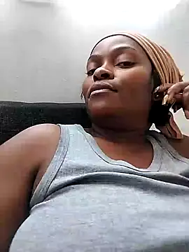 Snapshot of lovelyassbitch chatting on 8, 2, 2025 lovelyassbitch online show from 8, 2, 2025