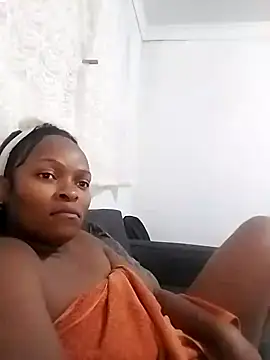 Snapshot of lovelyassbitch chatting on 14, 2, 2025 lovelyassbitch online show from 14, 2, 2025