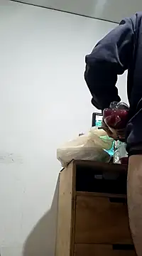 weedmanhot28 online show from 2, 2, 2025