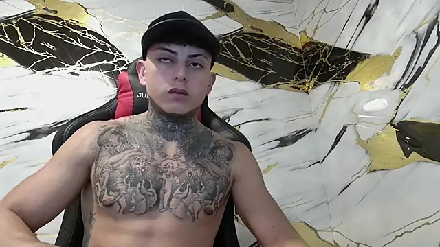 Kevin22 222 online show from 8, 1, 2025