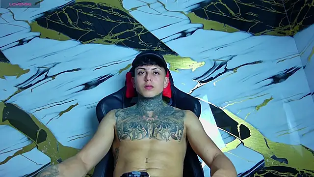 Kevin22 222 online show from 7, 2, 2025