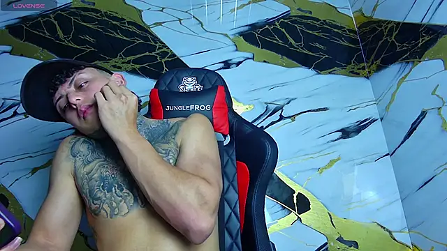 Kevin22 222 online show from 2, 3, 2025