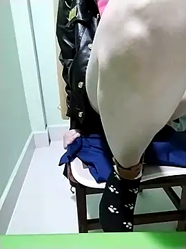 Snapshot of Luxcute286 chatting on 17, 2, 2025 Luxcute286 online show from 17, 2, 2025