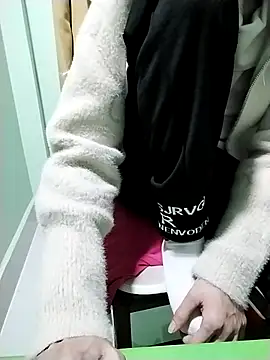 Snapshot of Luxcute286 chatting on 22, 2, 2025 Luxcute286 online show from 22, 2, 2025