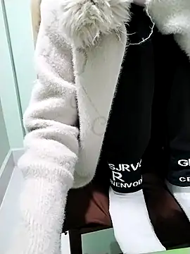 Snapshot of Luxcute286 chatting on 25, 2, 2025 Luxcute286 online show from 25, 2, 2025