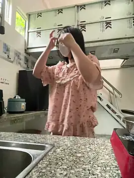 Baby Claraa online show from 16, 3, 2025