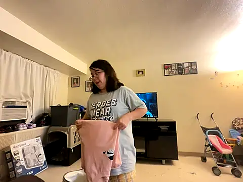 FreakNastyLacie online show from 22, 9, 2025