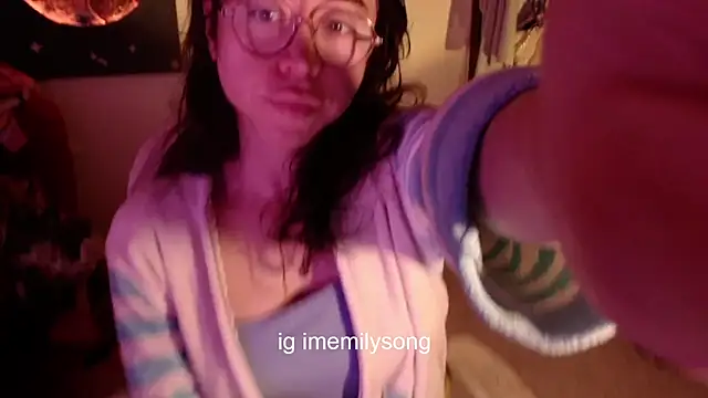 emily pearl  online show from 19, 12, 2025