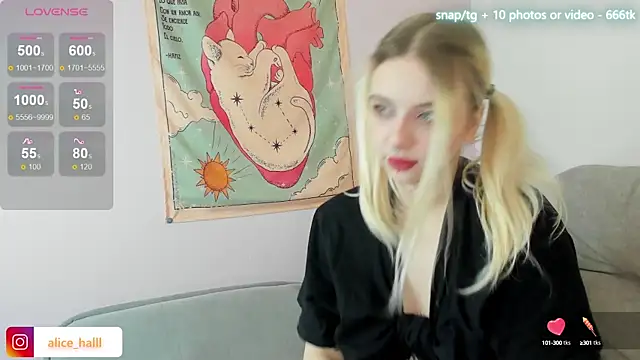 Alice Halle online show from 4, 3, 2025